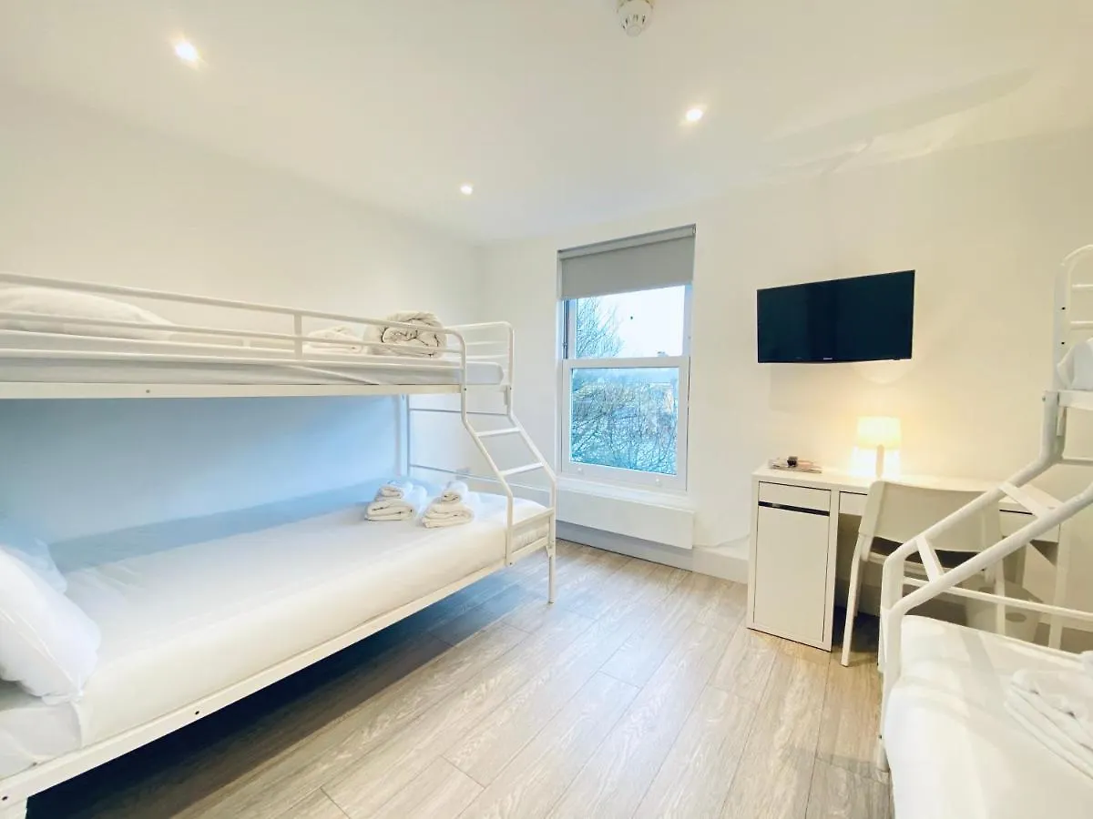 Seafield Seafront Apartments 브라이턴 0*,  영국